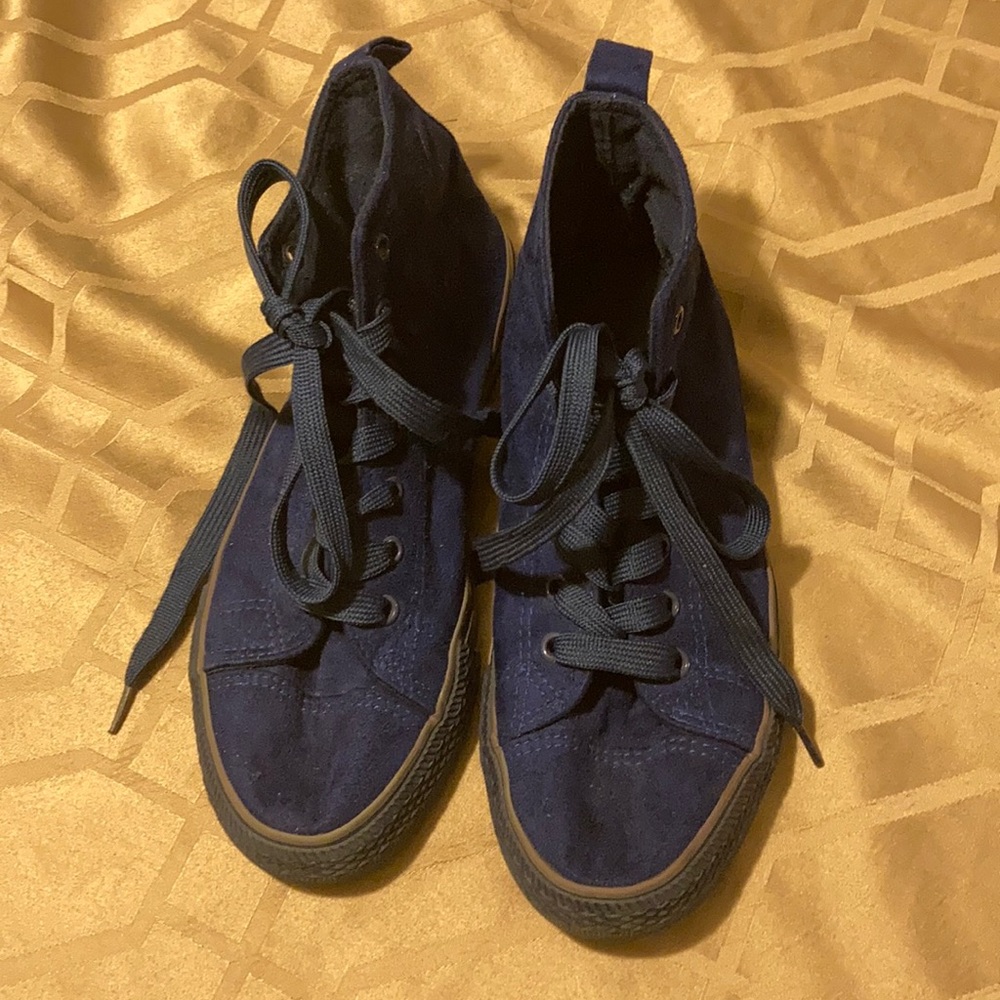 Blue sneakers from Rainbow